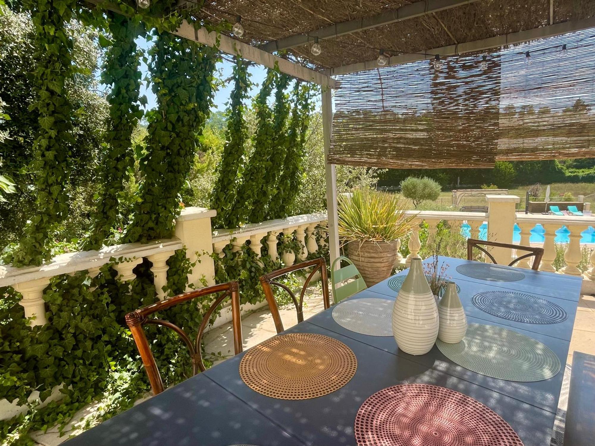 Les Terrasses De Valerian Villa Brignoles Ngoại thất bức ảnh